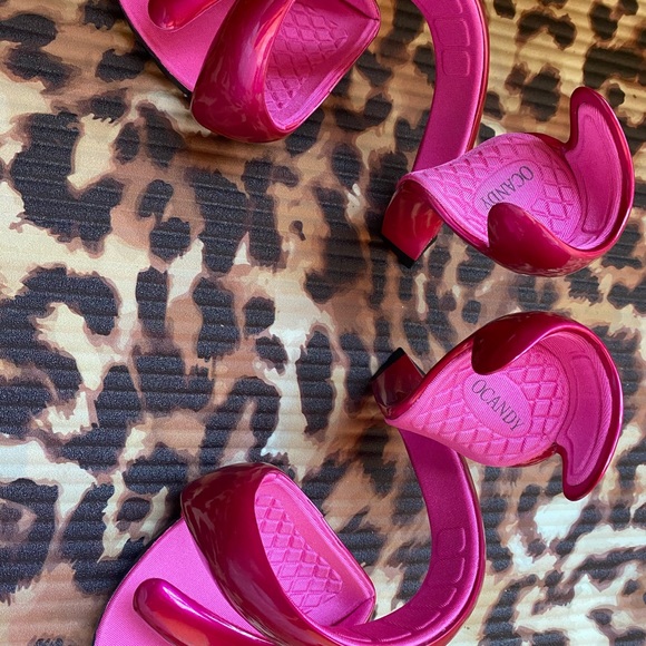 Bottea Veneta inspired coil hot pink heels. - Picture 7 of 7